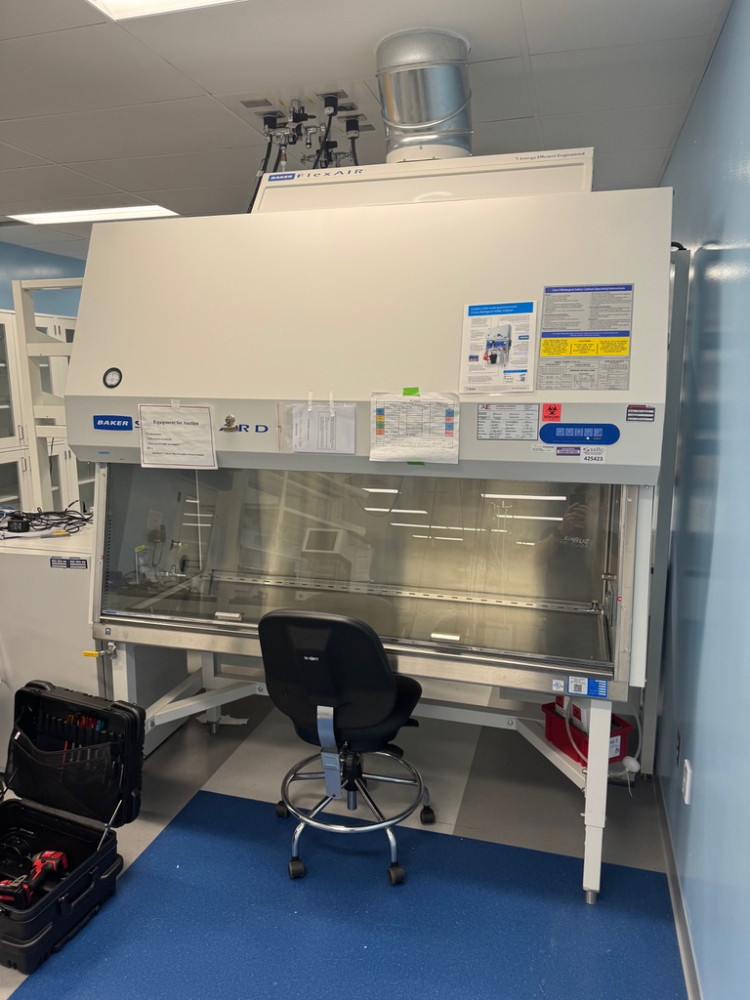 Image of Baker Sterilgard SG604 6' Biosafety Cabinet